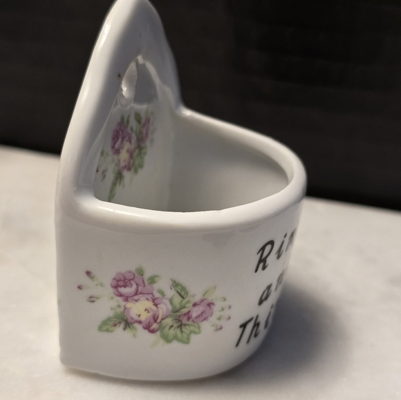 Floral Ceramic Ring Holder - Picture 6 of 6